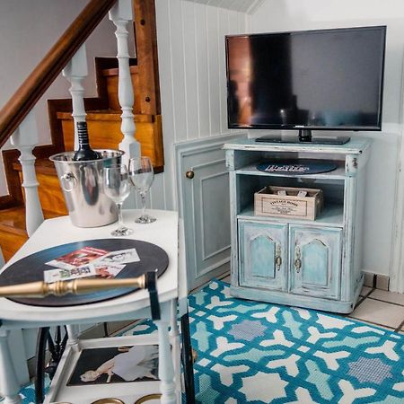 Casa A Bolerina Apartment Комбаро Екстериор снимка